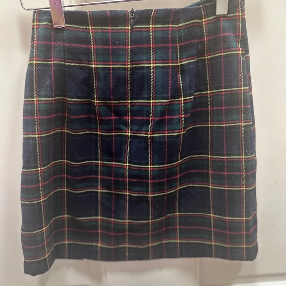 COPY - NWOT-AUTHENTIC BRANDY MELVILLE PLAID CARA SKIRT-NEVER WORN OR TRIED ON B… - Picture 7 of 11